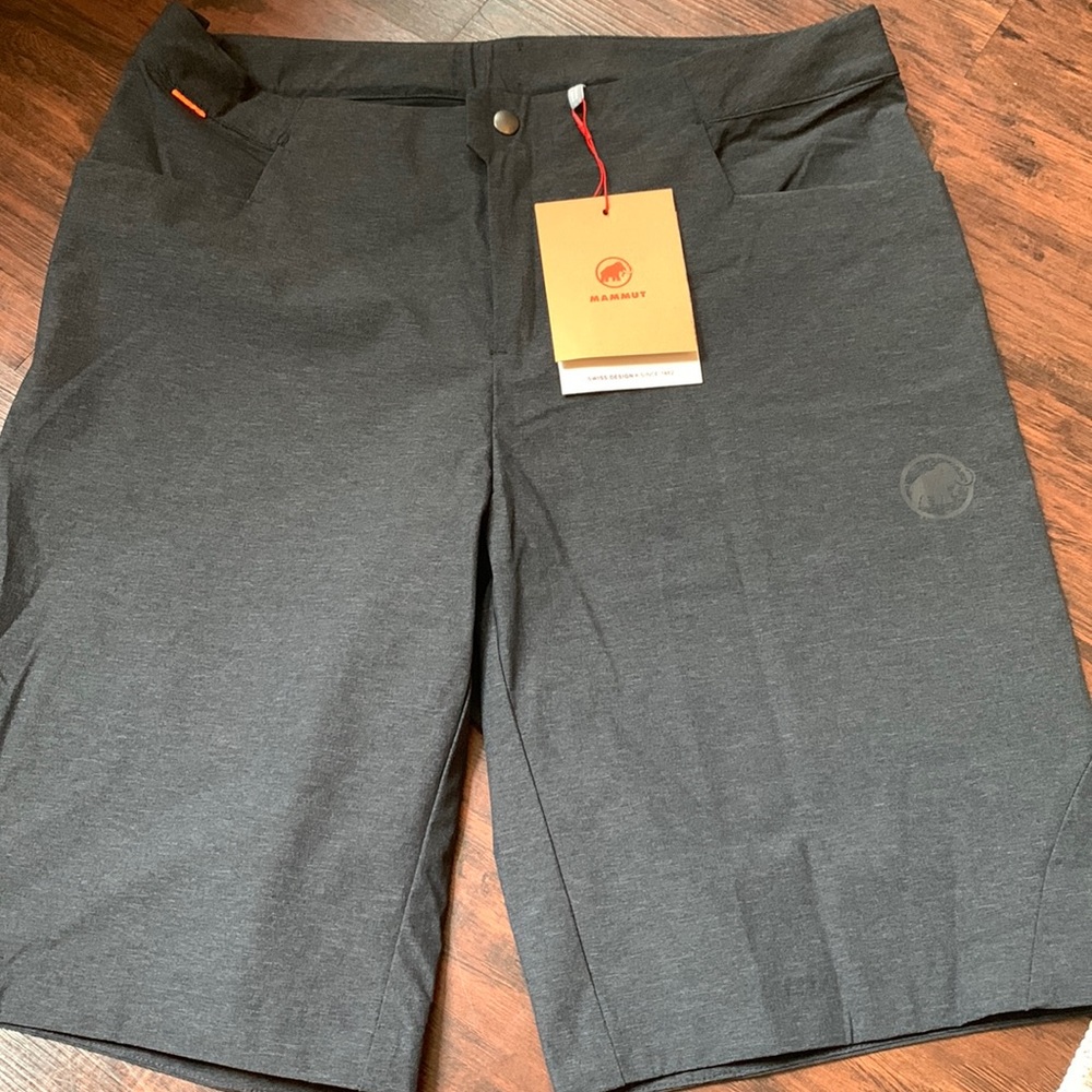 NEW mammut MENS shorts